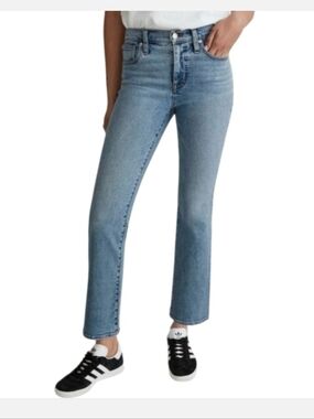 Madewell Mid Rise Kick Out Jeans Size 32